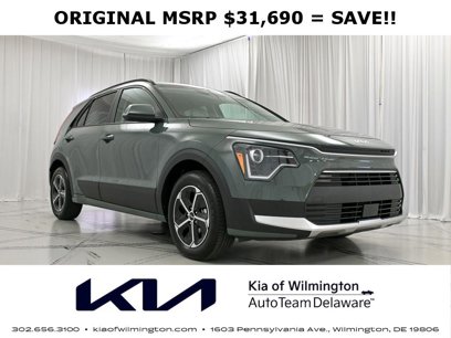 New 2025 Kia Niro EX