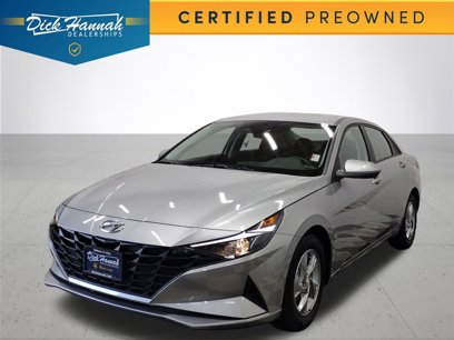 Used 2022 Hyundai Elantra SE w/ Cargo Package
