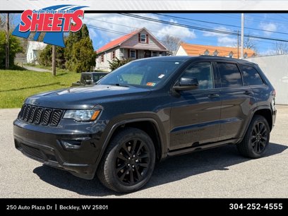 Used 2020 Jeep Grand Cherokee Altitude