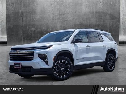 New 2025 Chevrolet Traverse LT w/ Sun and Wheel Package