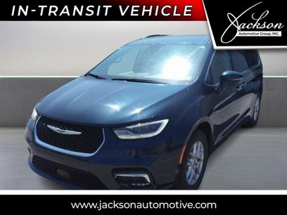Used 2021 Chrysler Pacifica Touring-L