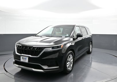 Used 2022 Kia Carnival LX