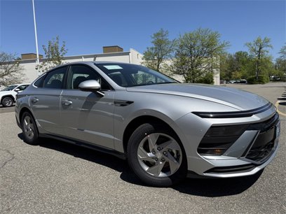New 2025 Hyundai Sonata SE