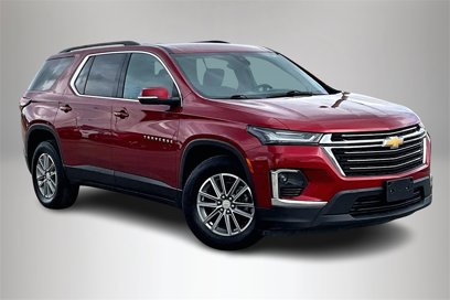Used 2023 Chevrolet Traverse LT