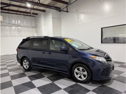 Used 2020 Toyota Sienna LE