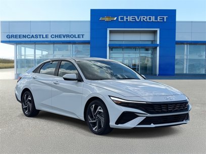Used 2024 Hyundai Elantra SEL w/ Convenience Package