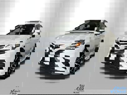 Used 2020 Toyota Camry SE