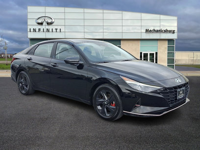 Used 2023 Hyundai Elantra SEL w/ Preferred Accessory Package