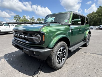 New 2025 Ford Bronco Outer Banks