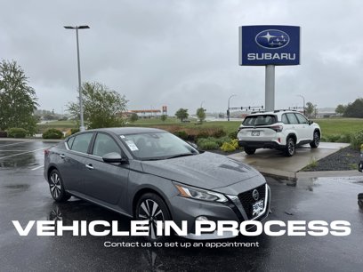 Used 2021 Nissan Altima 2.5 SV