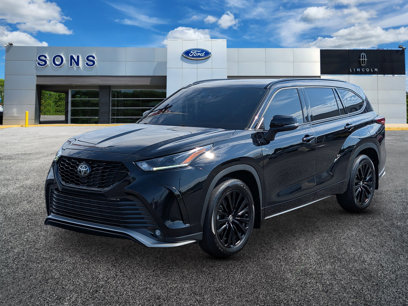 Used 2024 Toyota Highlander XSE