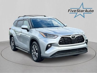 Used 2021 Toyota Highlander XLE
