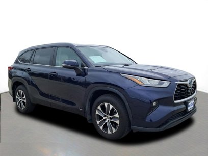 Used 2023 Toyota Highlander XLE