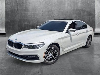 Used 2018 BMW 530e w/ Premium Package 2
