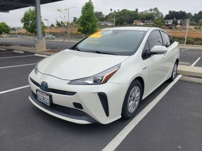 Used 2020 Toyota Prius L Eco