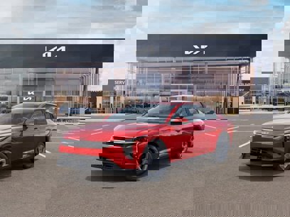 New 2025 Kia K4 LXS