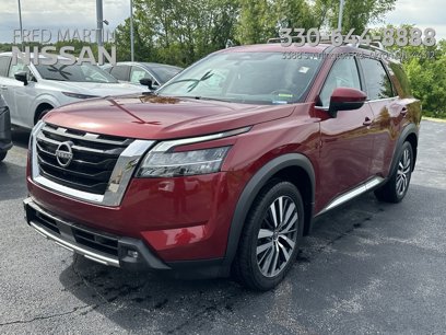 Used 2022 Nissan Pathfinder Platinum w/ Cargo Package