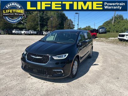 Used 2024 Chrysler Pacifica Touring-L