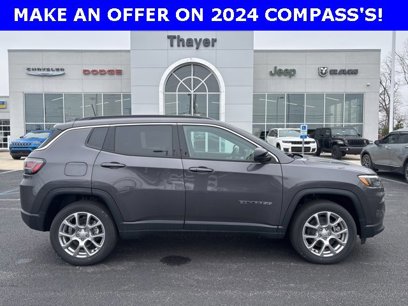 New 2024 Jeep Compass Latitude w/ Sun and Sound Group