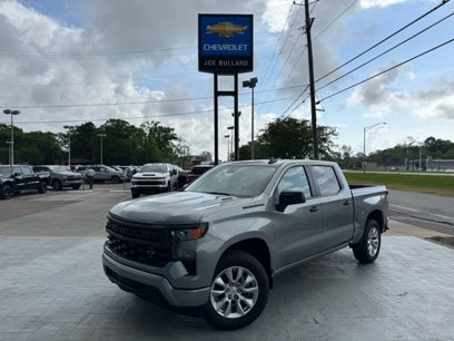 New 2025 Chevrolet Silverado 1500 Custom w/ LPO, Dark Essentials Package