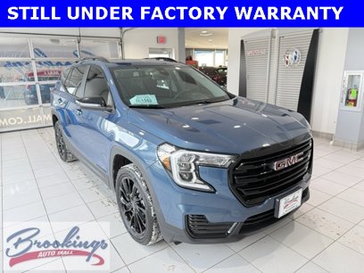 Used 2024 GMC Terrain SLE