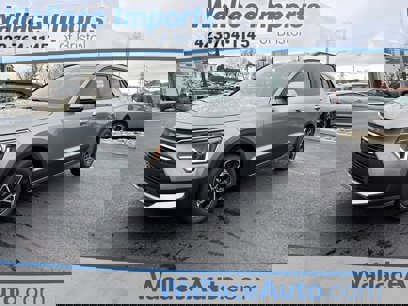 New 2025 Kia Niro LX