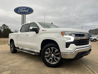 Used 2023 Chevrolet Silverado 1500 LT w/ Z71 Off-Road Package