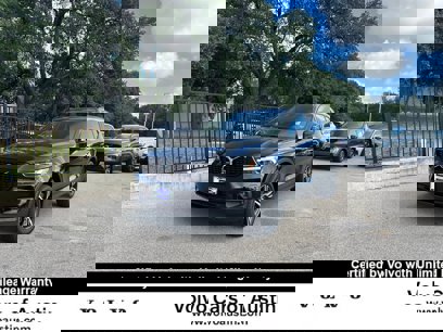 Certified 2022 Volvo XC40 T5 R-Design