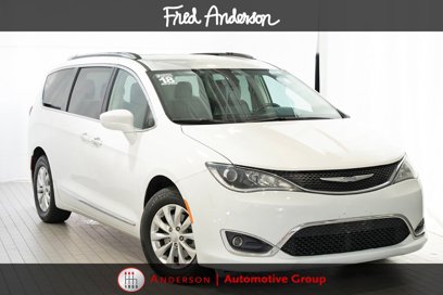 Used 2018 Chrysler Pacifica Touring-L