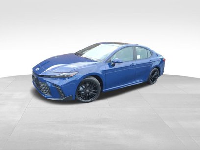 New 2025 Toyota Camry SE w/ Multimedia Upgrade Package