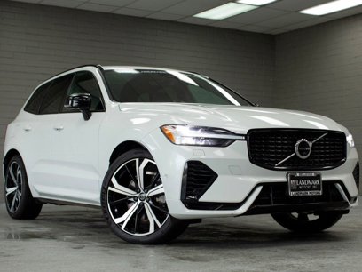 Used 2022 Volvo XC60 T8 R-Design w/ Advanced Package