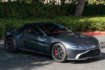Used 2021 Aston Martin V8 Vantage Roadster