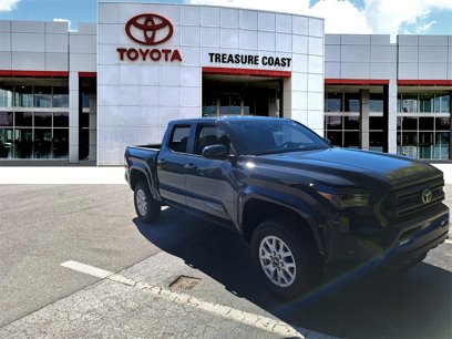 New 2024 Toyota Tacoma SR5