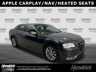 Used 2019 Chrysler 300 Limited w/ Light Group
