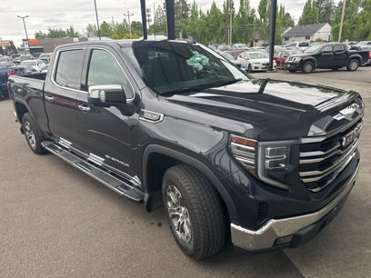 Used 2024 GMC Sierra 1500 SLT w/ SLT Convenience Package