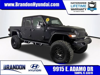 Used 2025 Jeep Gladiator Sport