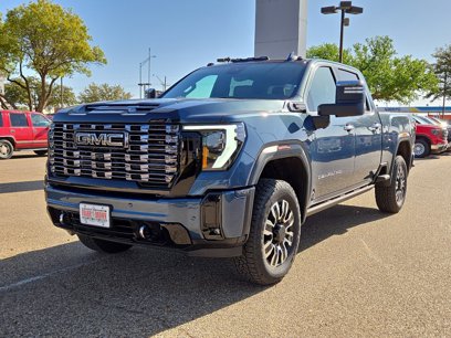 New 2025 GMC Sierra 2500 Denali Ultimate w/ Max Trailering Package