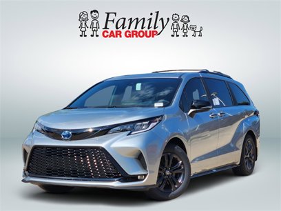 New 2025 Toyota Sienna XSE