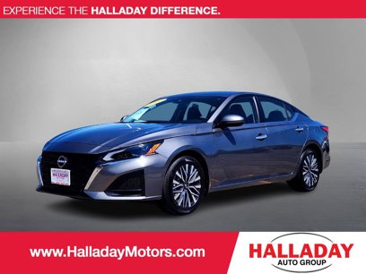 Used 2023 Nissan Altima 2.5 SV