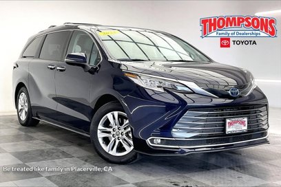 Used 2022 Toyota Sienna Limited