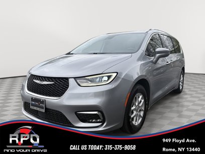 Used 2021 Chrysler Pacifica Touring-L