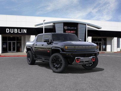 New 2025 GMC Hummer EV 2X w/ LPO, Sport Package