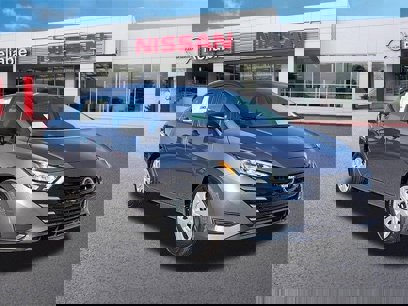 New 2025 Nissan Versa S