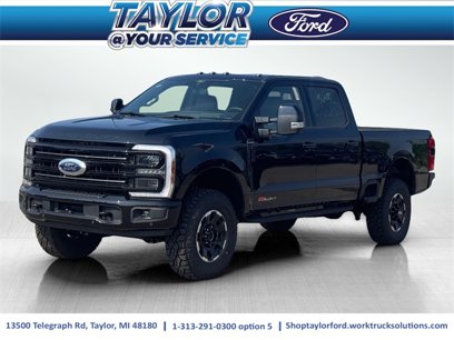 New 2025 Ford F350 Platinum w/ Tremor Off-Road Package