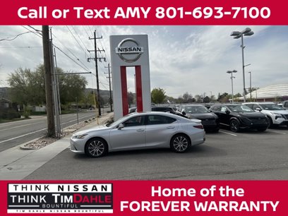 Used 2019 Lexus ES 300h w/ Luxury Package
