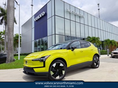 New 2025 Volvo EX30 Ultra w/ Protection Package Premier