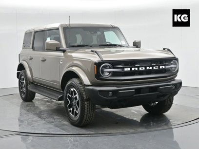 New 2025 Ford Bronco Outer Banks