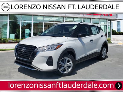 New 2025 Nissan Kicks Play S