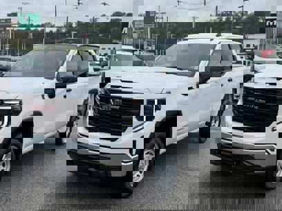 New 2025 GMC Sierra 1500 Pro w/ Pro Value Package