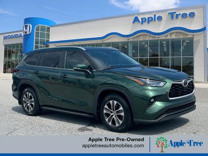 Used 2023 Toyota Highlander XLE